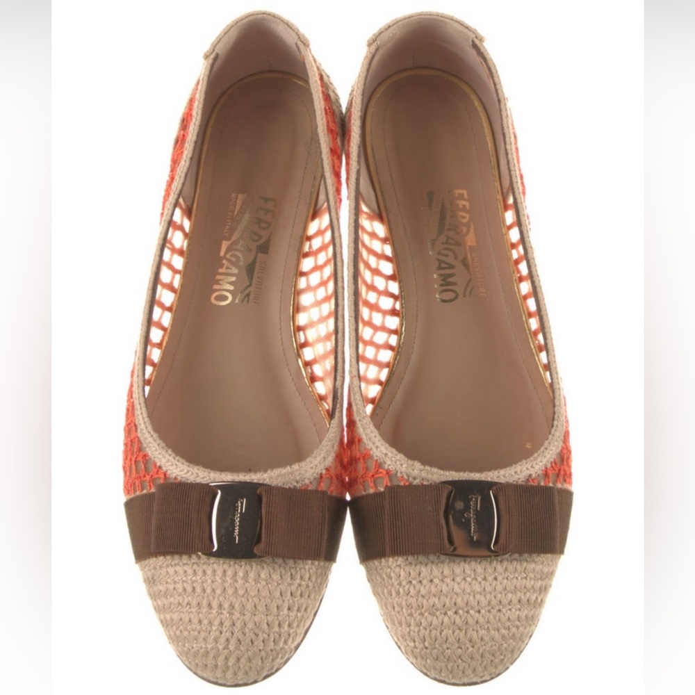 Salvatore Ferragamo
Colorblock Pattern Bow Accents Ballet Flats
Size: 10.5